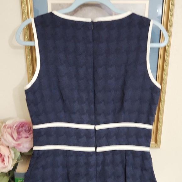 Nautica Blue Sheath Dress Sleeveless Crew Neck - Picture 8 of 12